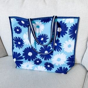 NWOT Estée Lauder Tote Bag